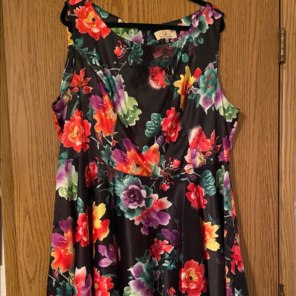 Grace Karen black and floral dress